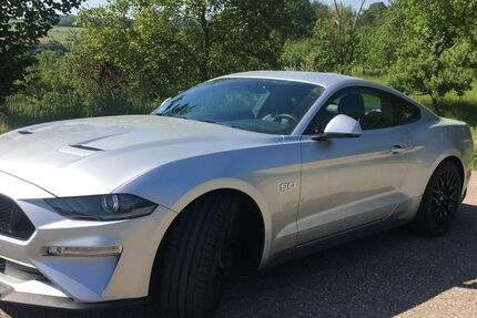 Ford Mustang 34.500 km 41.400 € Bietigheim-Bissingen 74321