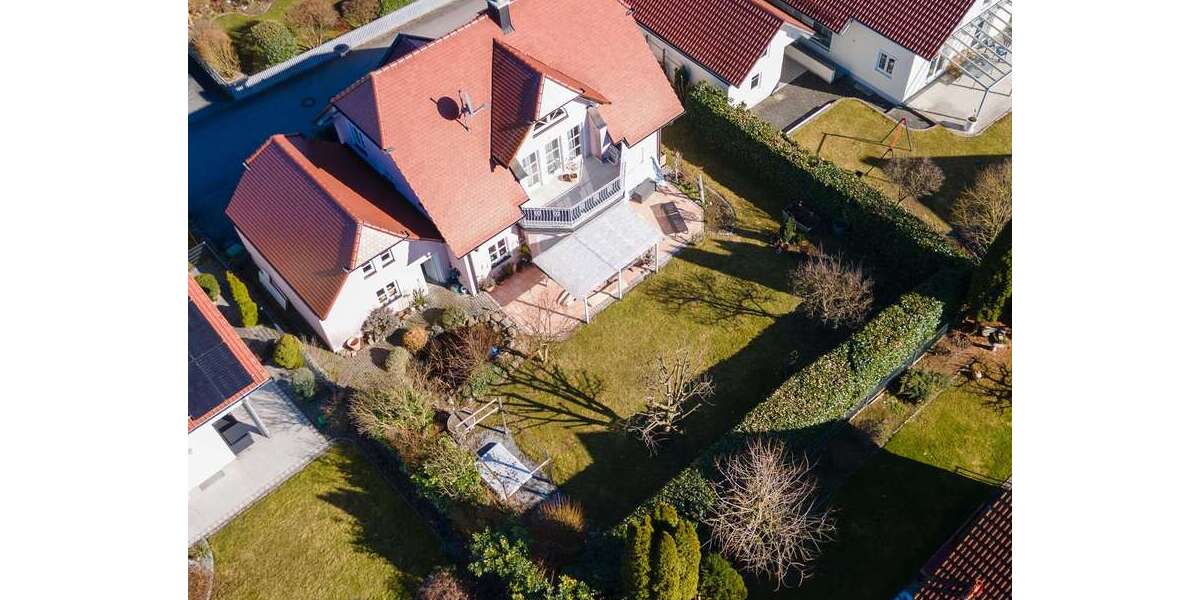 Einfamilienhaus Essenbach - 7 Zimmer, 194 m&sup2;, 875.000&euro; | Angebot:25166170