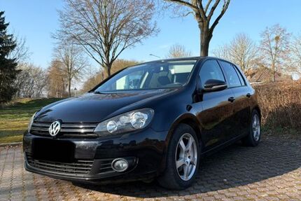 VW Golf 151.000 km 5.900 &euro; Gieboldehausen 37434