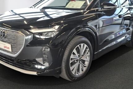 Audi Q4 e-tron 55.500 km 28.880 &euro; Lübeck 23556