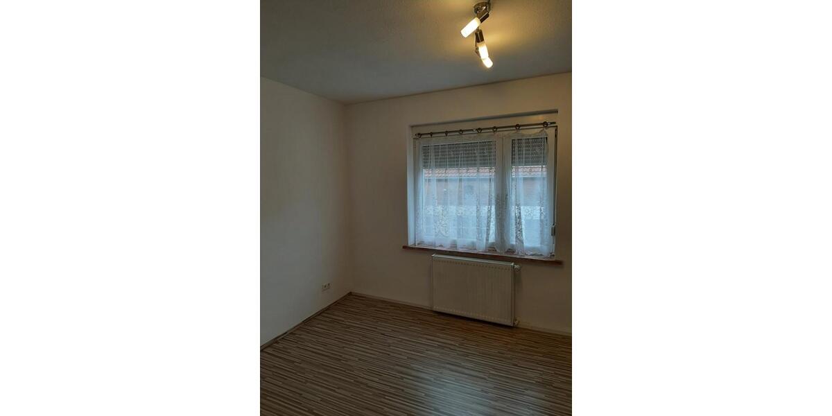 3 Raum Wohnung mit Balkon und Essdiele in Torgau OT Welsau 3 zimmer