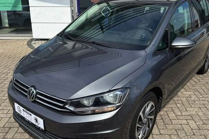 VW Touran 128.000 km 17.350 &euro; Brake / Unterweser 26919