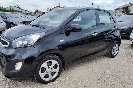 Kia Picanto 97.000 km 2.700 € Amberg 92224