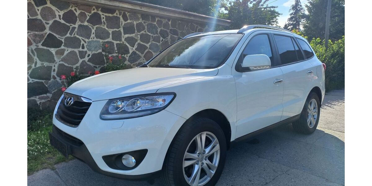 Hyundai SANTA FE 218.000 km 7.990 &euro; Demmin 17109