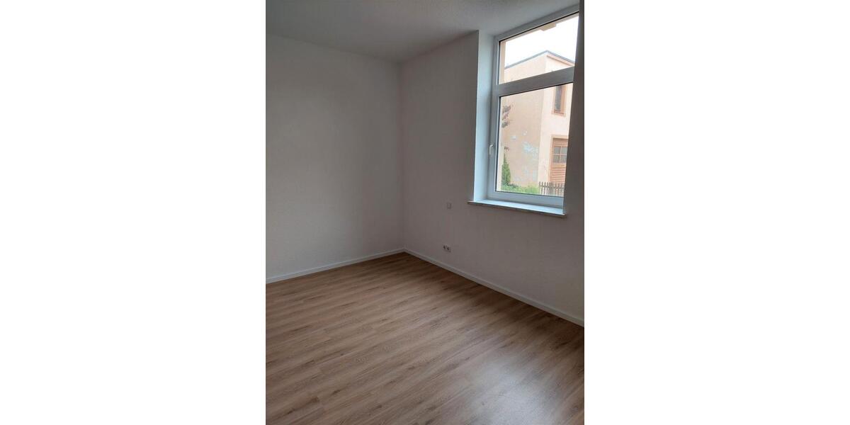 Etagenwohnung Stollberg (Erzgebirge) - 4 Zimmer, 80 m&sup2;, 599&euro; | Angebot:26643850