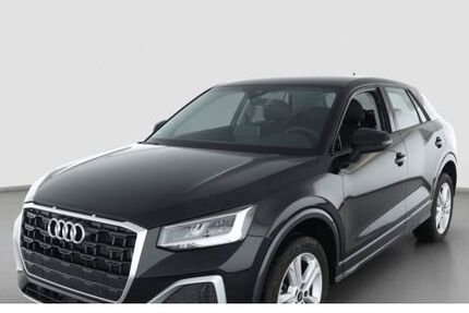 Audi Q2 8.426 km 23.975 &euro; Berlin 13088