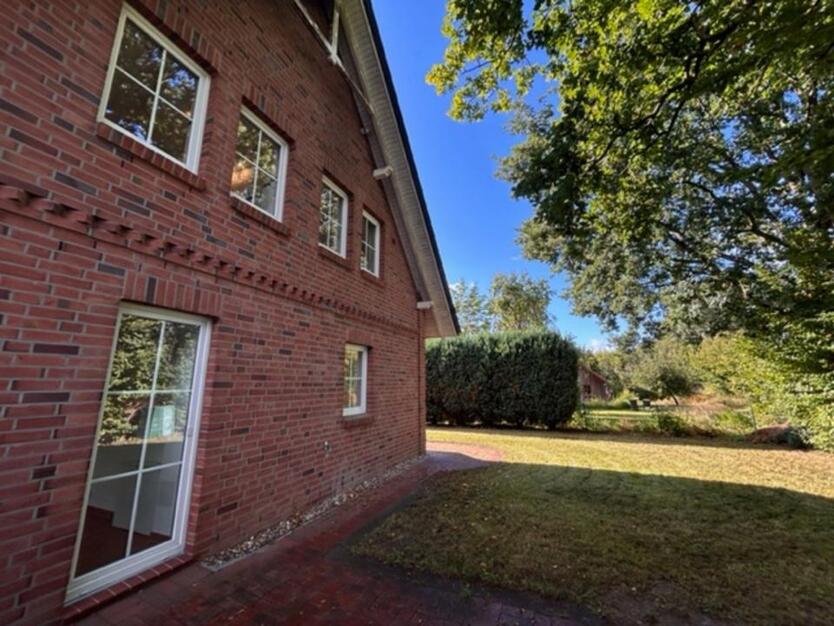 Modernes Friesenhaus,182qm Wfl., 5 Zimmer, Wärmepumpe, von Privat