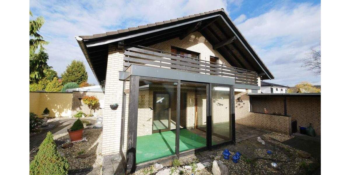 Charmante Doppelhaushälfte mit Wintergarten, Kamin und sonnigem Garten in Hövelhof 3 zimmer