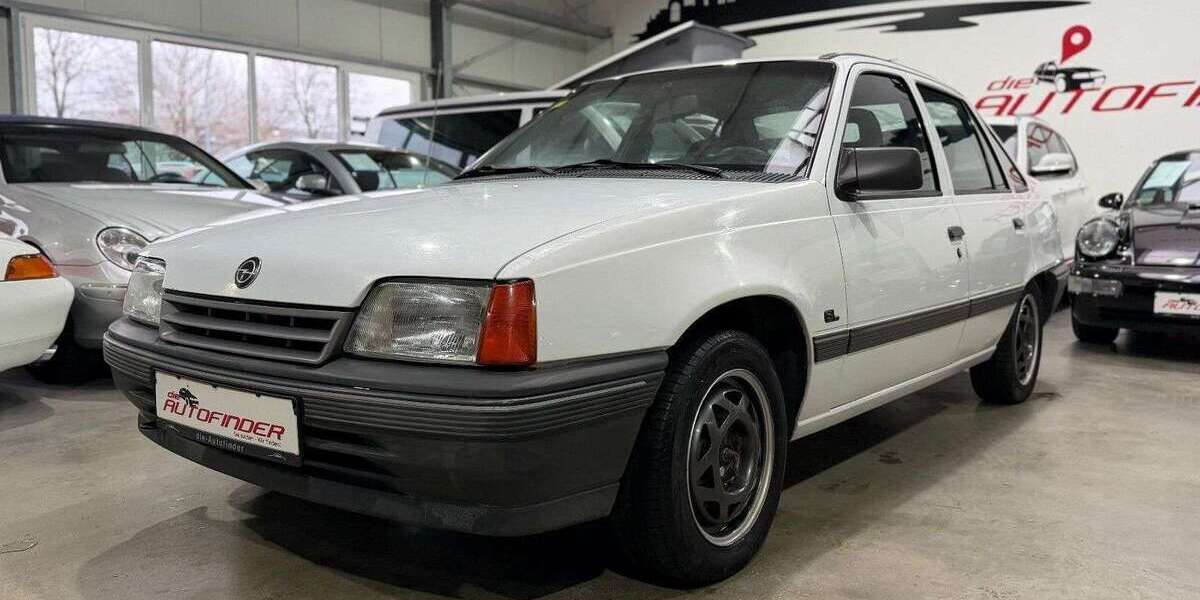 Opel Kadett 128.059 km 6.999 &euro; Coswig 01640
