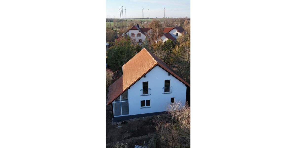 Einfamilienhaus Hohenmölsen - 5 Zimmer, 121 m&sup2;, 385.000&euro; | Angebot:25277430