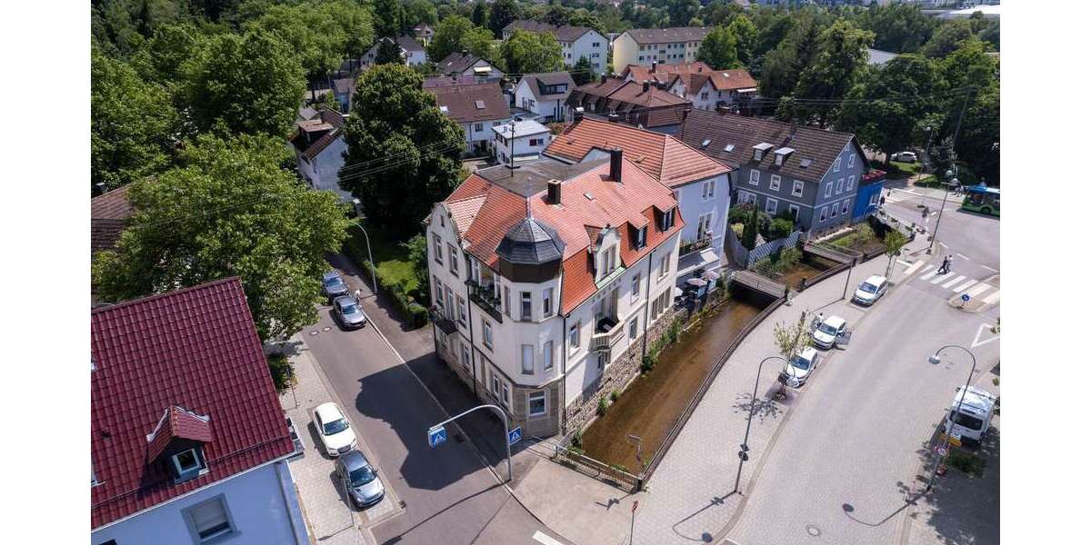 Einfamilienhaus Baden-Baden Baden - 14 Zimmer, 525 m&sup2;, 1.100.000&euro; | Angebot:26855797