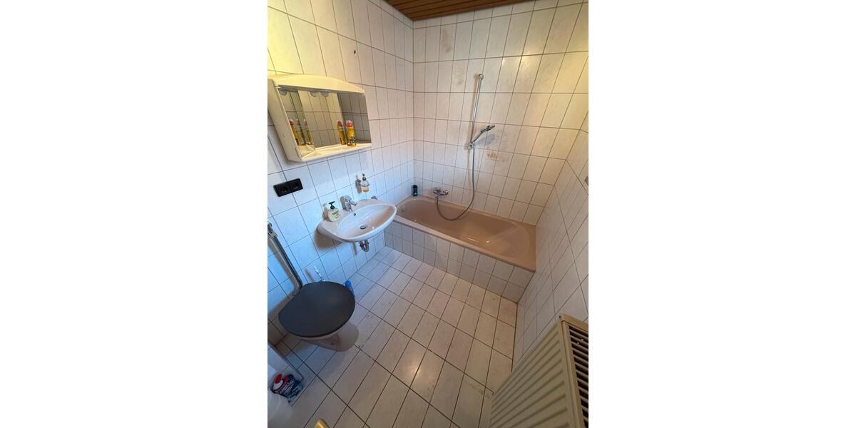 Erdgeschoßwohnung Ingolstadt Münchener Straße - 3 Zimmer, 75 m&sup2;, 1.200&euro; | Angebot:26578658