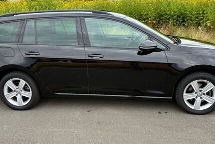 VW Golf 148.025 km 10.900 &euro; Bielefeld 33611