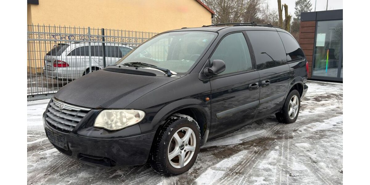 Chrysler Voyager 215.219 km 1.499 &euro; Blankenfelde-Mahlow 15827