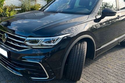 VW Tiguan 24.900 km 40.890 &euro; Thomasburg 21401