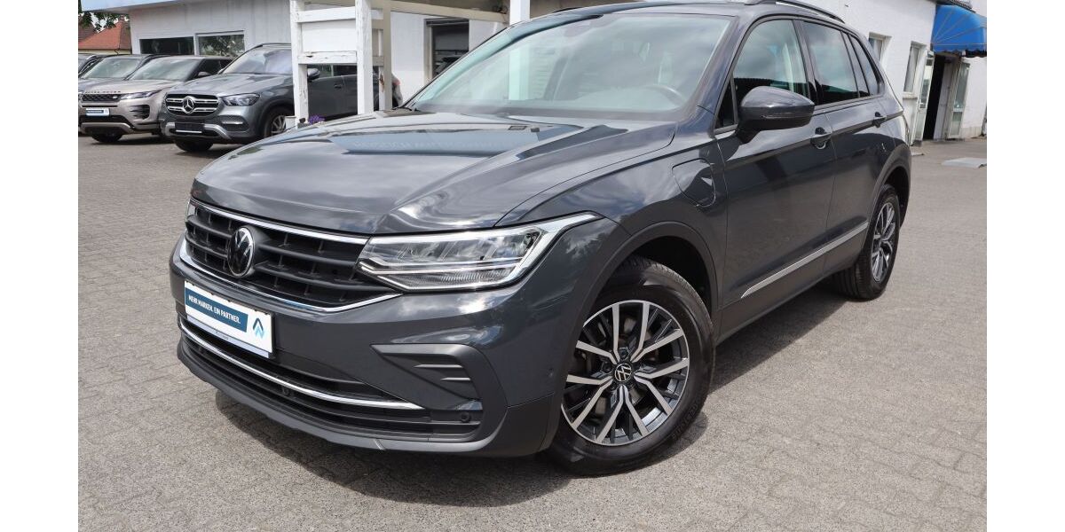 VW Tiguan 74.723 km 23.980 &euro; Darmstadt 64291
