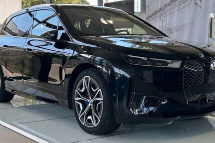 BMW iX 17.550 km 54.380 € Lippstadt 59557