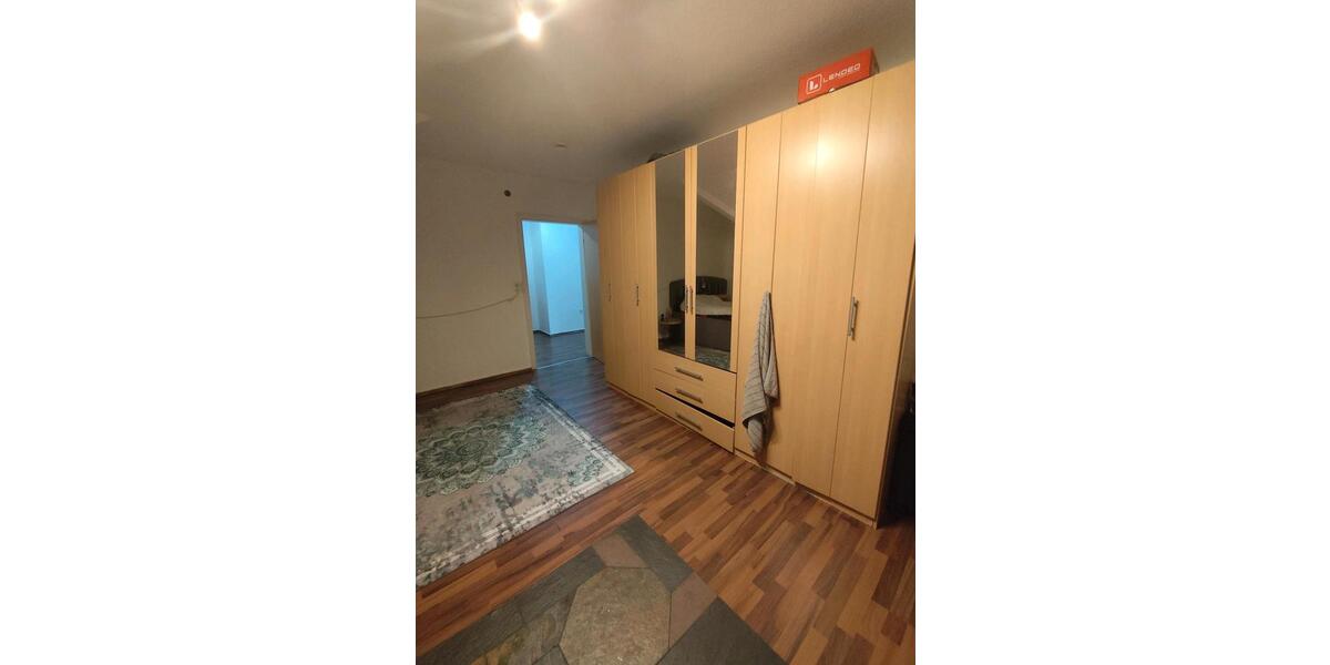 Dachgeschoßwohnung Bremen Findorff - 2 Zimmer, 75 m&sup2;, 600&euro; | Angebot:25405233