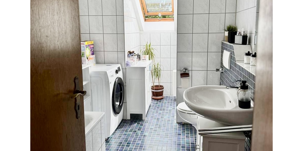 Roetgen – Zuhause über den Dächern der Eifel - Dachgeschoßwohnung Roetgen | Angebot:26784139