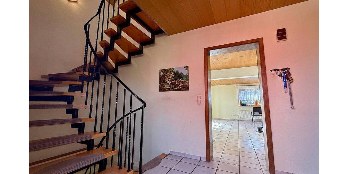 Einfamilienhaus Burbach Holzhausen - 8 Zimmer, 130 m&sup2;, 319.000&euro; | Angebot:26790503