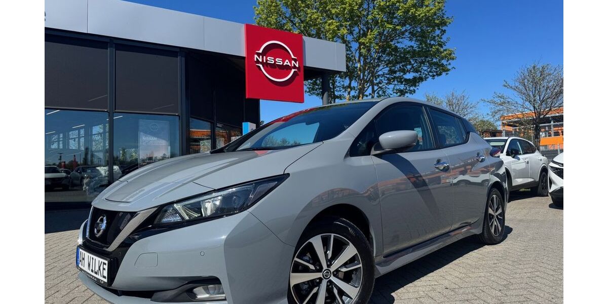 Nissan Leaf 39.588 km 15.690 &euro; Magdeburg 39120