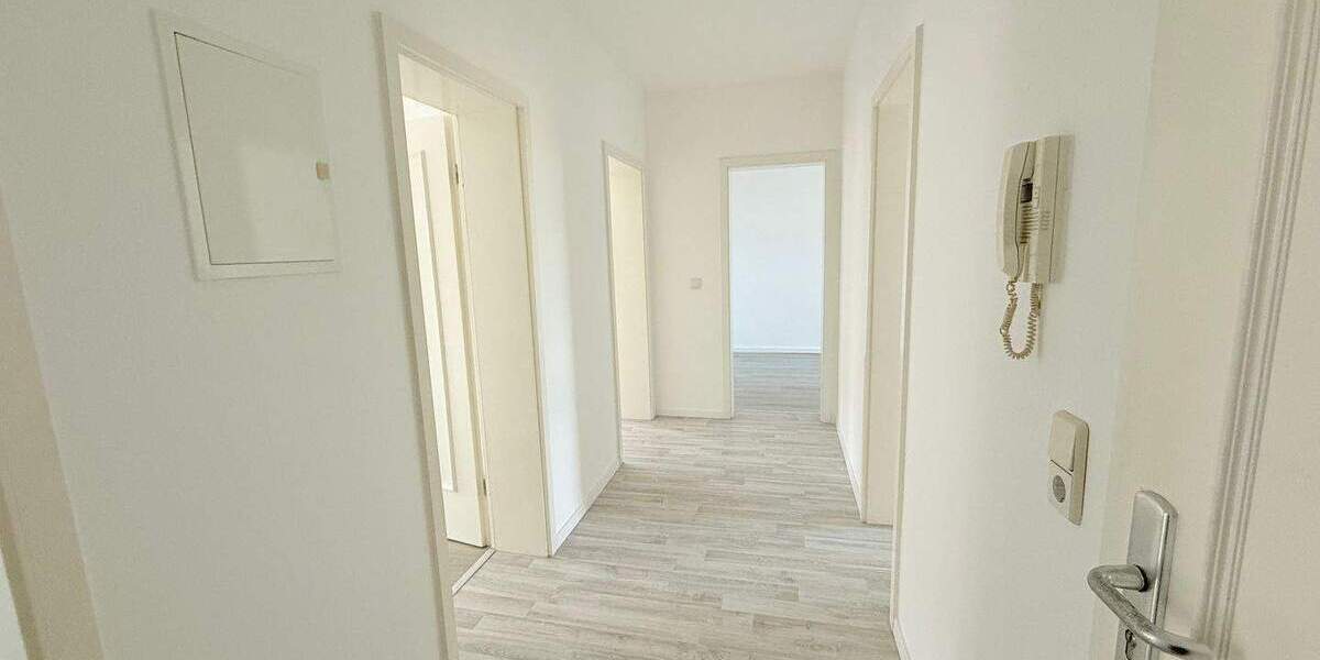 Zimmer Chemnitz Gablenz - 3 Zimmer, 71 m&sup2;, 394&euro; | Angebot:26026881