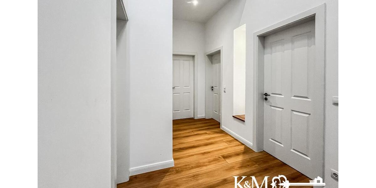 Dachgeschoßwohnung Andernach - 4 Zimmer, 135 m&sup2;, 1.820&euro; | Angebot:26349310