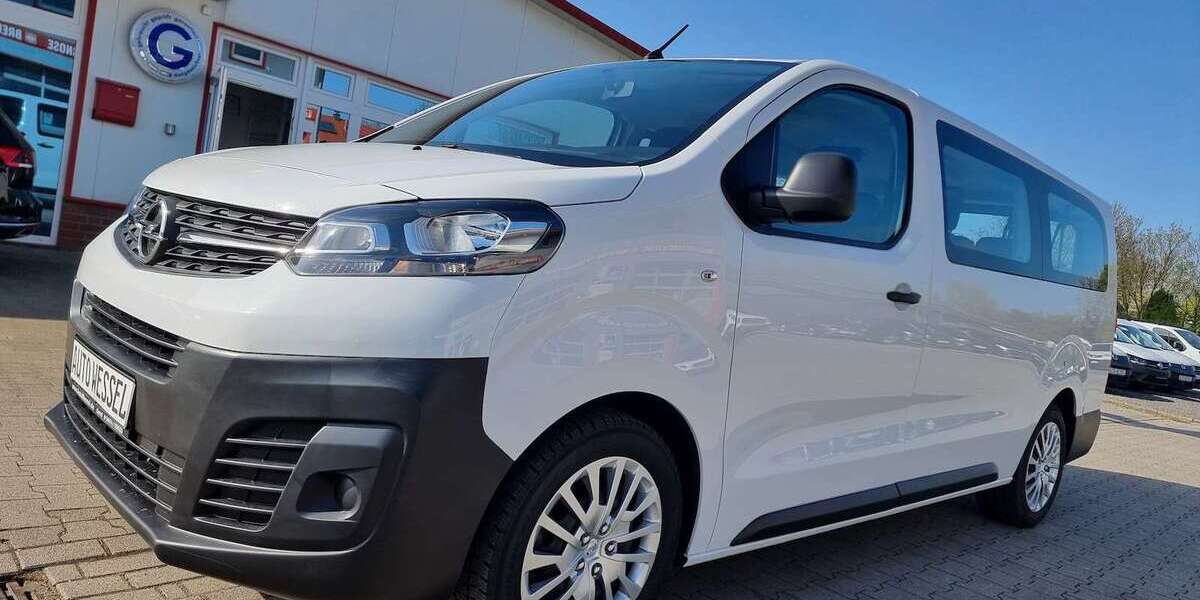 Opel Vivaro 84.300 km 27.700 &euro; Garrel 49681