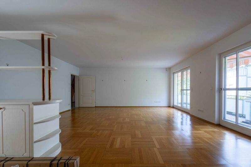 Mehrfamilienhaus, Wohnhaus Stephanskirchen Schloßberg - 1 Zimmer, 434 m&sup2;, 1.965.000&euro; | Angebot:25777569