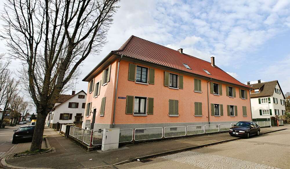 Einfamilienhaus Ettenheim - 16 Zimmer, 430 m&sup2;, 689.000&euro; | Angebot:25514637