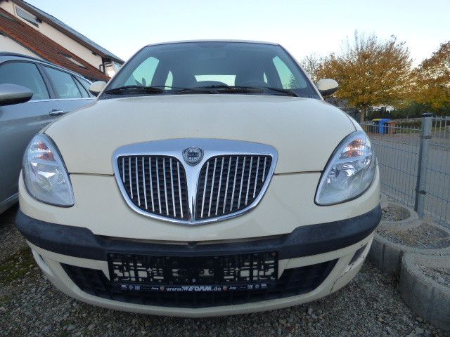 Ypsilon
