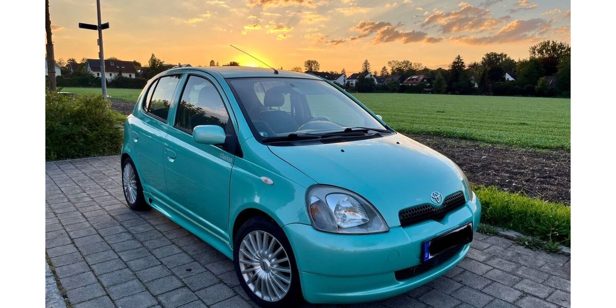 Toyota Yaris 153.000 km 2.200 € Fürstenfeldbruck 82256