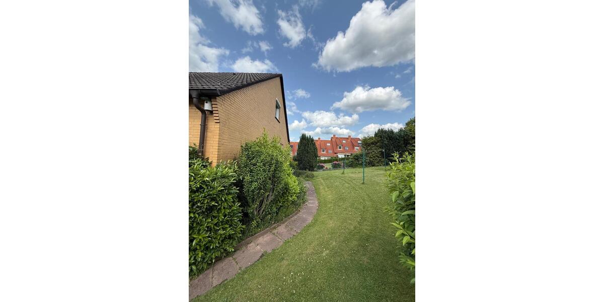 Einfamilienhaus Bad Salzdetfurth - 8 Zimmer, 220 m&sup2;, 290.000&euro; | Angebot:27084195
