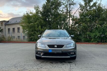 Seat Leon 167.100 km 12.289 € Netzschkau 08491
