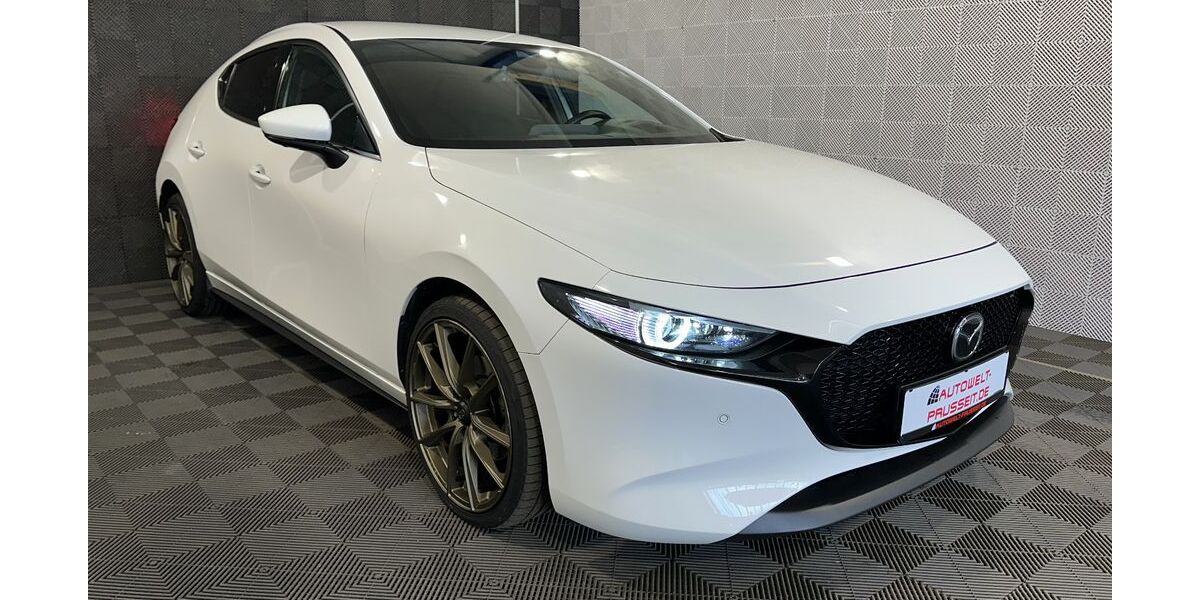 Mazda 3 43.998 km 21.960 &euro; Horb am Neckar 72160