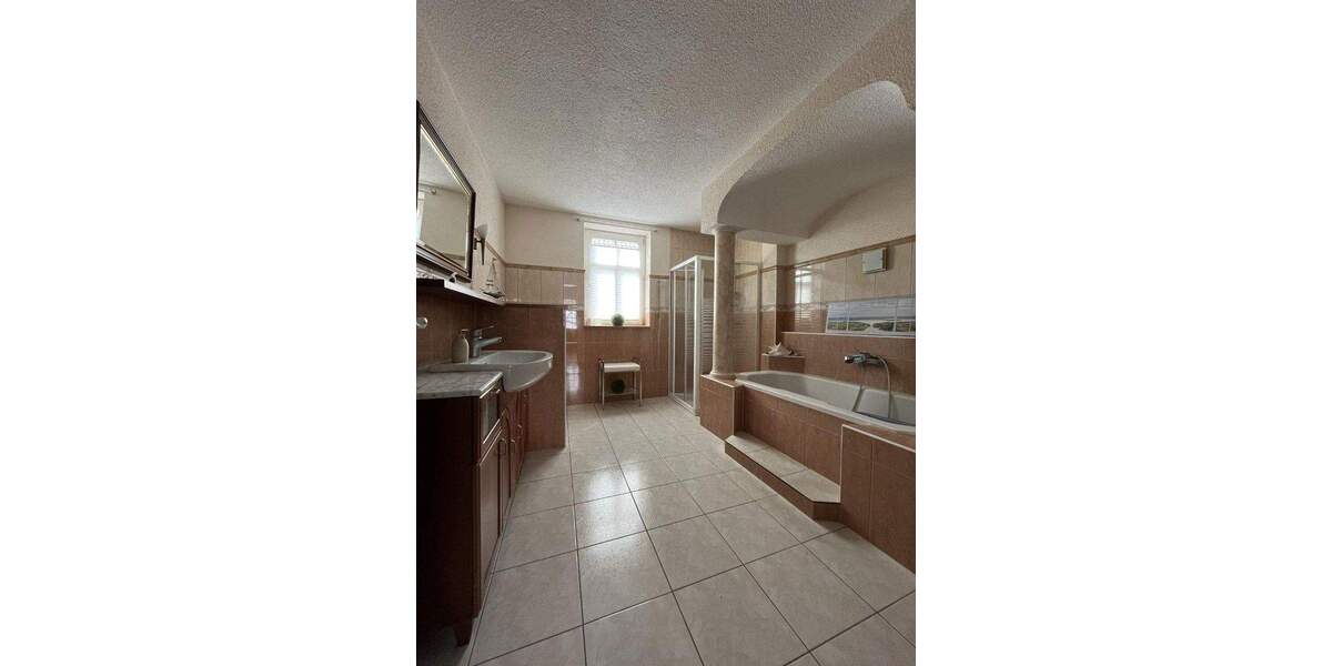 Einfamilienhaus Lindewerra - 6 Zimmer, 214 m&sup2;, 424.000&euro; | Angebot:25716283