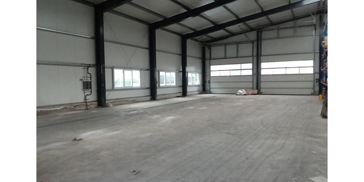 Hallenfläche zu vermieten zimmer