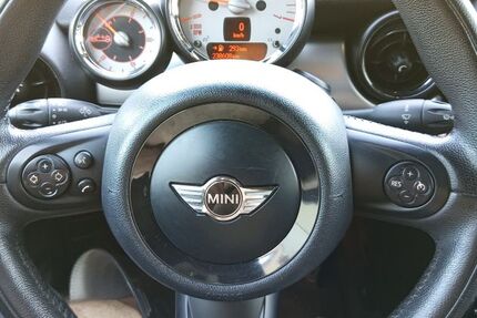 Mini Cooper SD Cabrio 235.000 km 6.800 € Ochtendung 56299