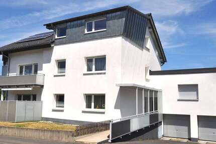 Haus Taunusstein / Bleidenstadt Bleidenstadt - 12 Zimmer, 342 m&sup2;, 898.000&euro; | Angebot:27098802