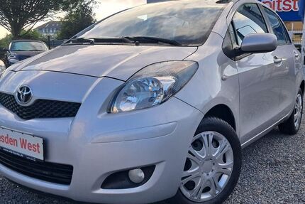 Toyota Yaris 171.000 km 2.999 &euro; Dresden 01159