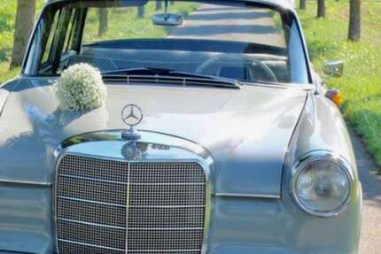 Mercedes-Benz 190 70.000 km 9.900 € Duisburg 47169