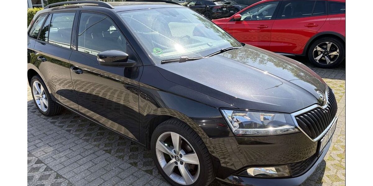 Skoda Fabia 92.000 km 12.200 &euro; Köln 50677