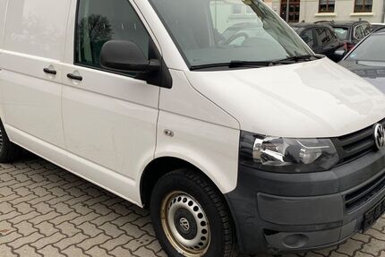 VW T5 Transporter 152.670 km 10.590 &euro; Zwickau 08058