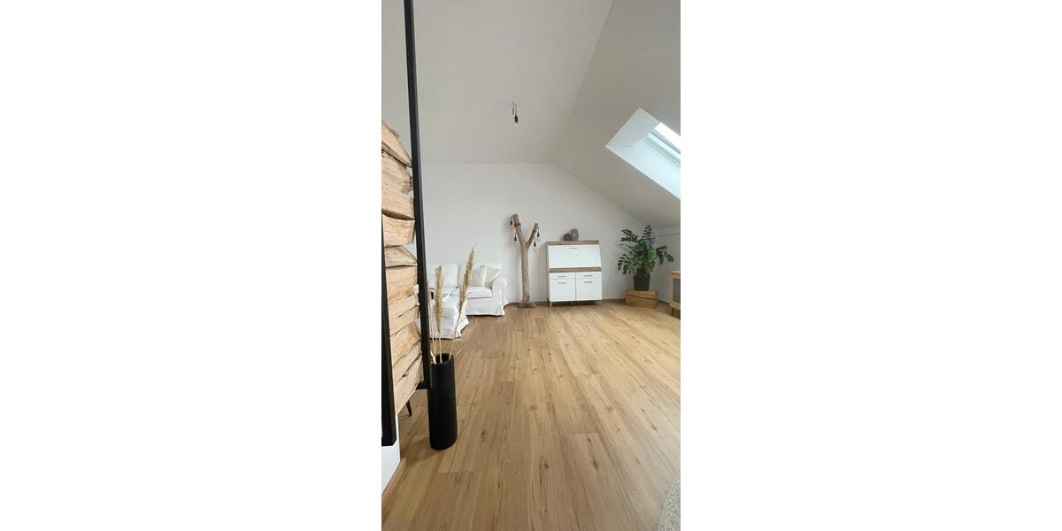 Dachgeschoßwohnung Hohenthann - 3 Zimmer, 95 m&sup2;, 465.000&euro; | Angebot:26281476
