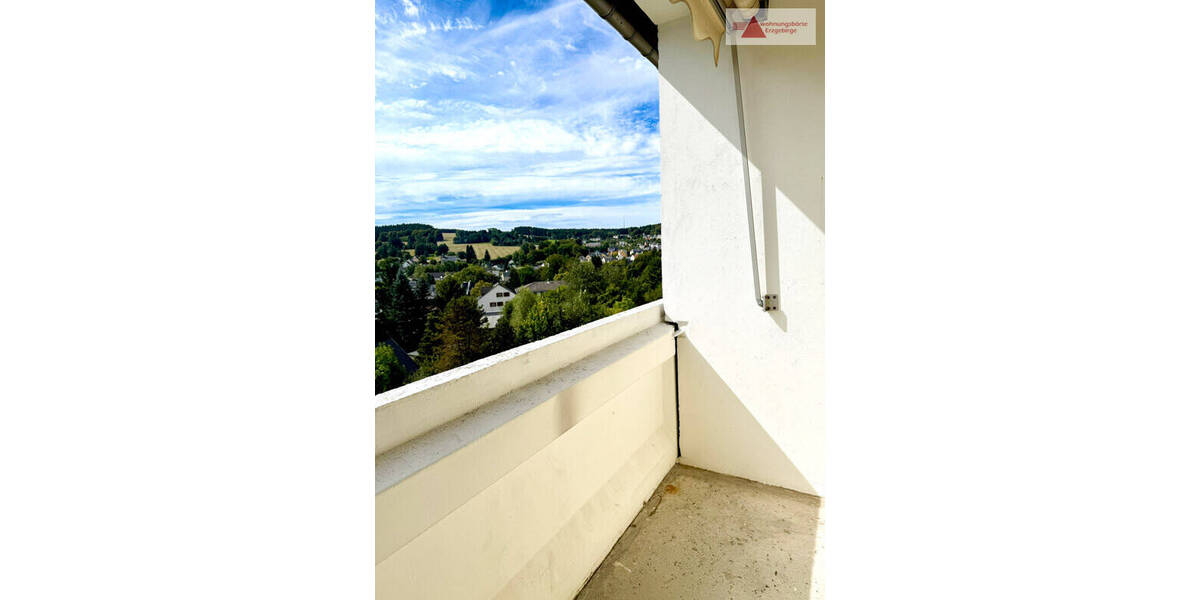Balkonwohnung - 3-Raum - Geyer - ruhige, zentrumsnahe Lage am Waldrand! 3 zimmer