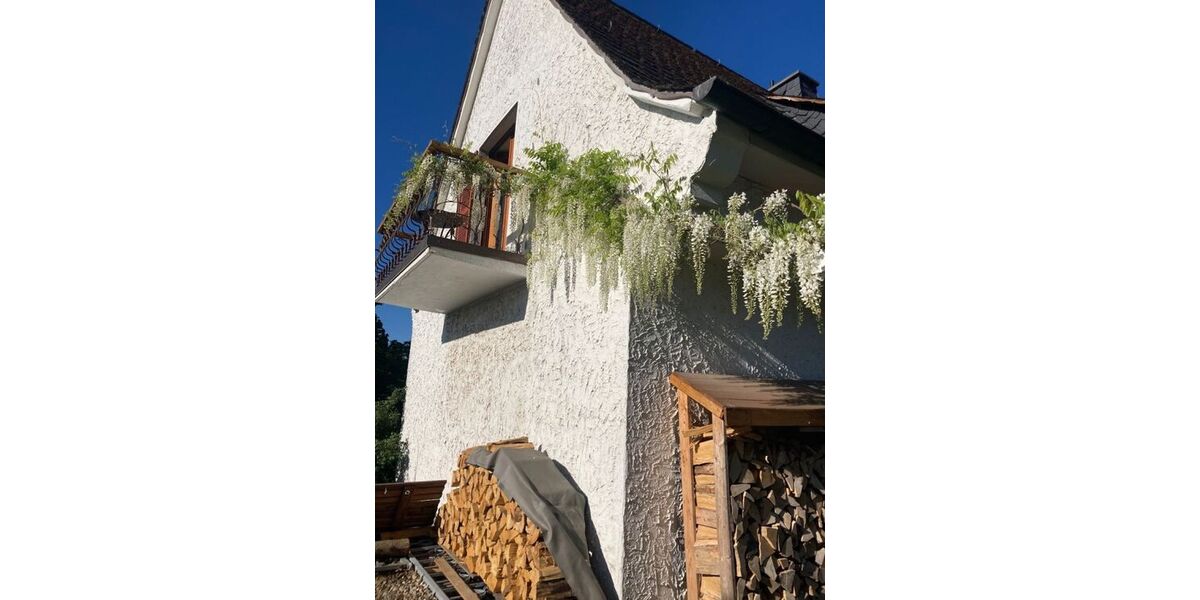 Provisionsfrei* Haus in sehr guter, ruhiger Wohnlage mit Weitblick über Sundern zu verkaufen - Einfamilienhaus Sundern | Angebot:26104902