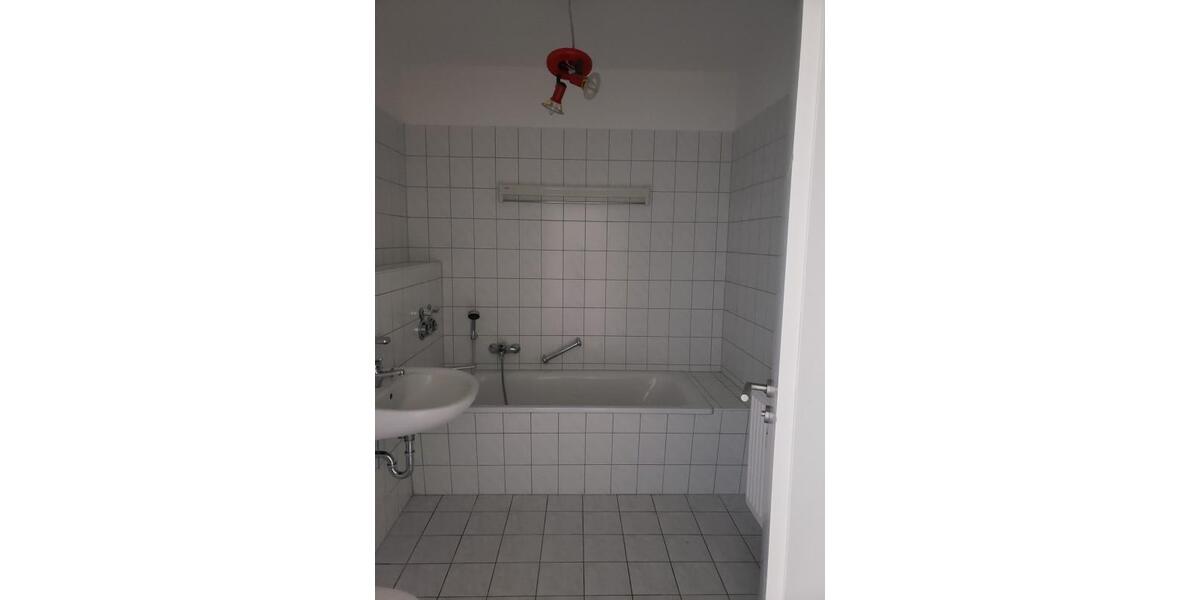 Etagenwohnung Limbach-Oberfrohna Oberfrohna - 2 Zimmer, 60 m&sup2;, 395&euro; | Angebot:26493235