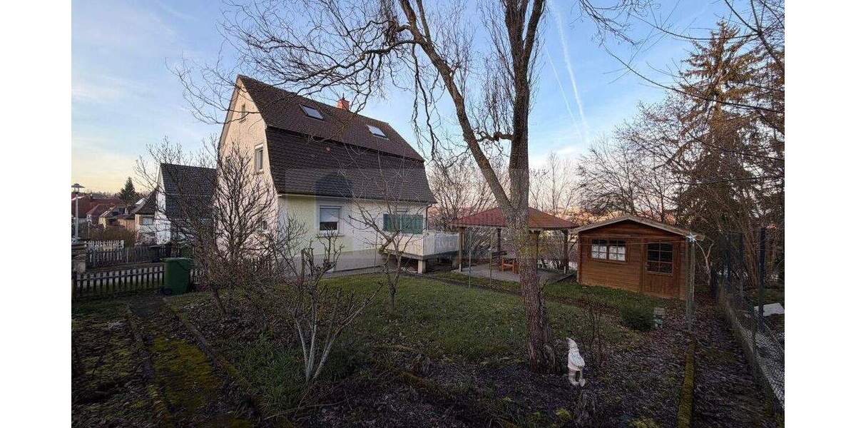 Mehrfamilienhaus, Wohnhaus Donaueschingen - 6 Zimmer, 127 m&sup2;, 375.000&euro; | Angebot:25692117