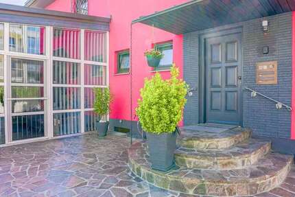 Haus Deggendorf - 7 Zimmer, 215 m&sup2;, 495.000&euro; | Angebot:26855989