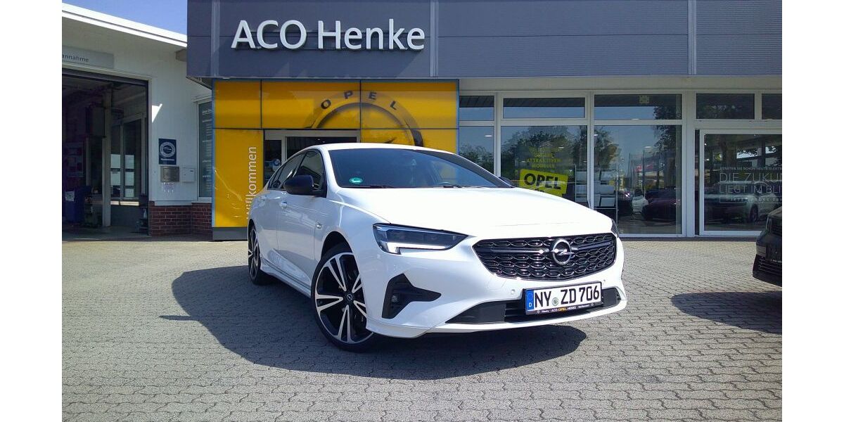 Opel Insignia 105.000 km 21.650 &euro; Niesky 02906